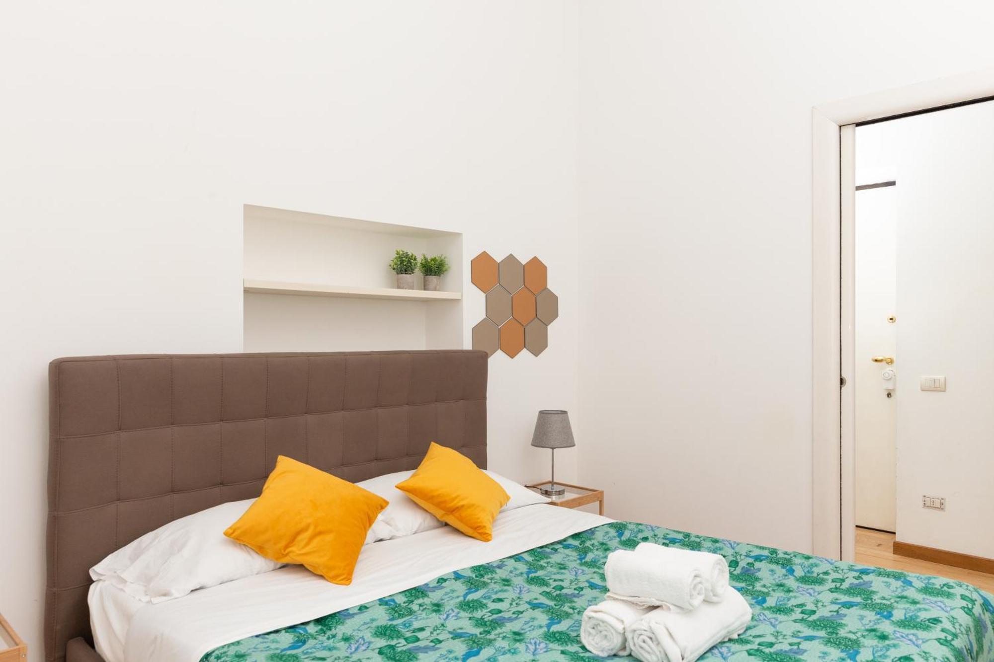 Free Parking Exclusive Apartment Magritte Style ميلان المظهر الخارجي الصورة