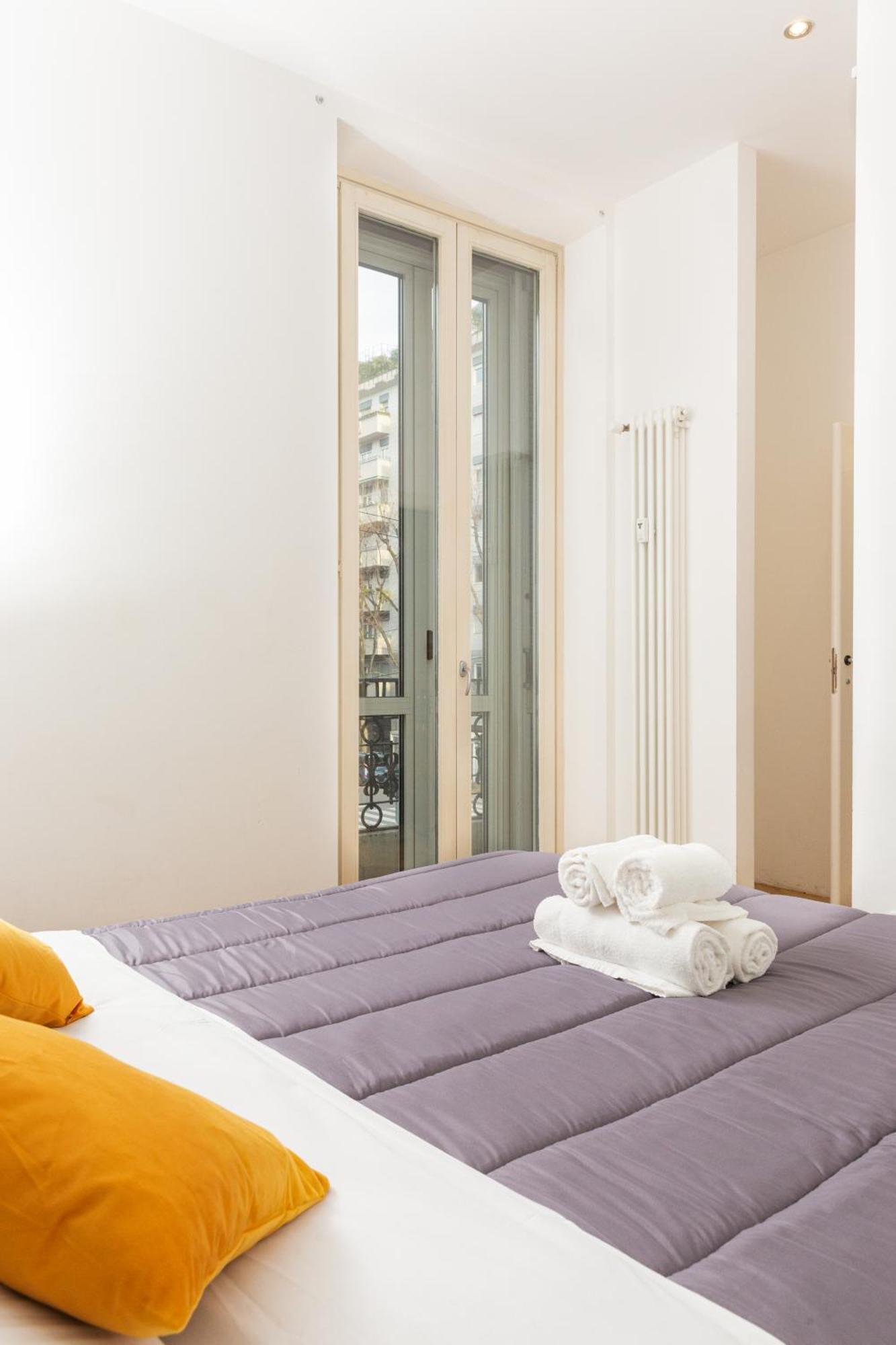 Free Parking Exclusive Apartment Magritte Style ميلان المظهر الخارجي الصورة